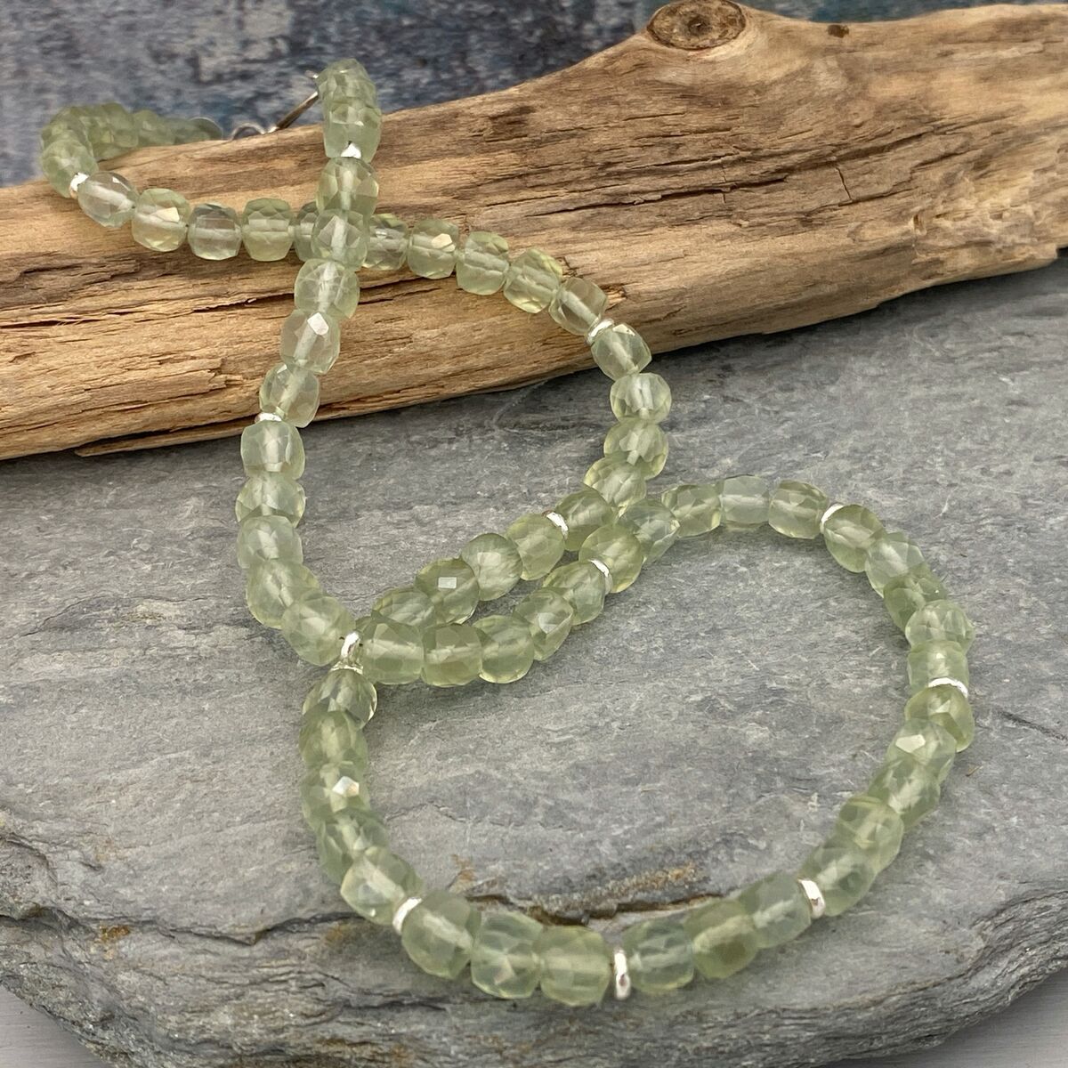 Pretty green bead necklace