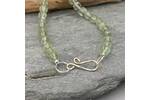 Pretty green bead necklace 4
