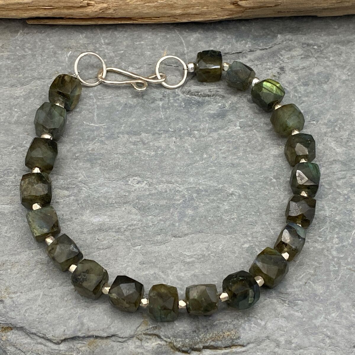 Green Labradorite bracelet 2