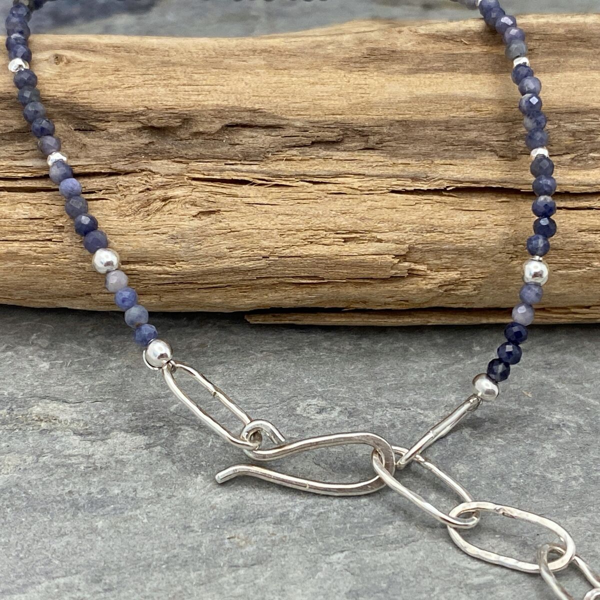 Blue sapphire bead bracelet 4