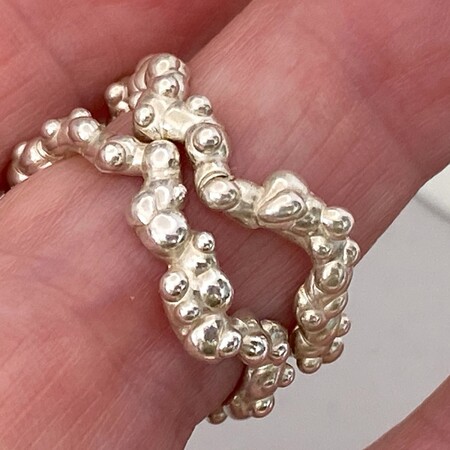 Organic granulated sea foam ring